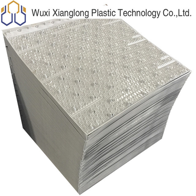 950X950mm برج التبريد الدولي يملأ برج التبريد بالمياه